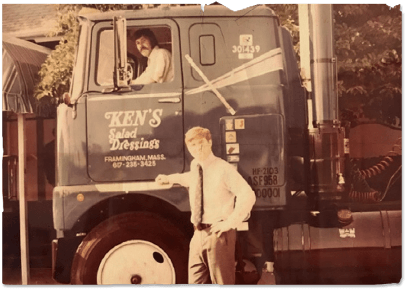 1978 Ken’s Foodservice begins operation, supplying dressings and